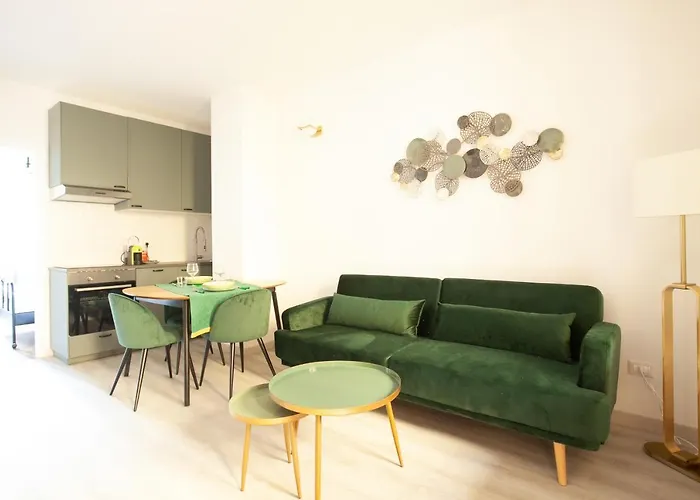 Renovated Apartment In Milan City Center - Commenda 21